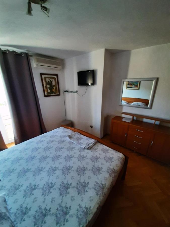 Rooms N&M Baška Voda Eksteriør bilde