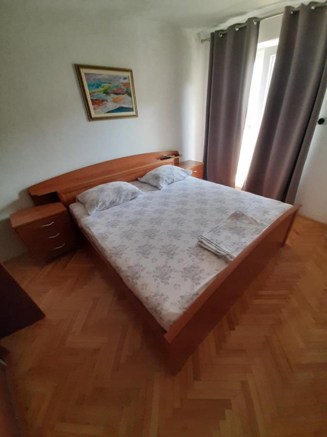 Rooms N&M Baška Voda Eksteriør bilde
